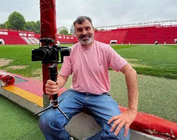 Quién es Adrián Farías