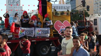 la comunidad lgbt argentina celebra su marcha del orgullo la comunidad lgbt argentina celebra su marcha del orgullo