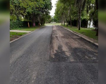 Intendente dejó sin asfaltar la calle de un candidato opositor