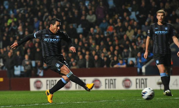 Con un golazo de Carlitos Tevez, el City superó al Aston Villa