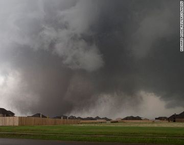 Cinco muertos tras una serie de tornados en Oklahoma