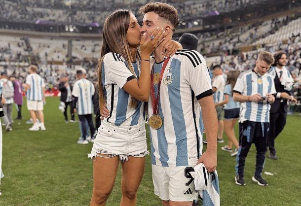 Quién es la novia de Julián Álvarez