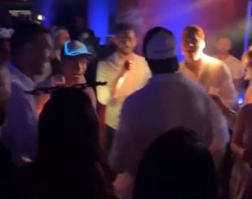 El baile del Dibu Martínez en el casamiento de Lautaro Martínez que es furor en las redes