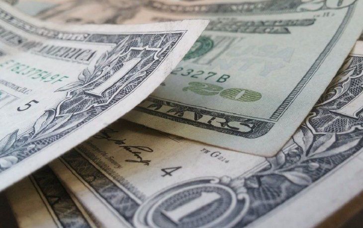 Tras los anuncios del Gobierno, el dólar blue bajó por primera vez en una semana