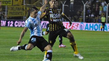en el debut de ubeda, racing supero a olimpo y se metio en octavos en el debut de ubeda, racing supero a olimpo y se metio en octavos