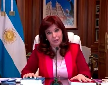 Cristina: Un Gobierno elegido por el pueblo no puede ser una asociación ilícita