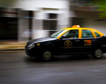 Taxi JH 4940