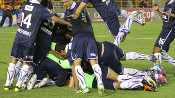 el rojo paso a octavos de la copa argentina el rojo paso a octavos de la copa argentina