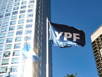 La Justicia de Nueva York suspendió la entrega de acciones de YPF