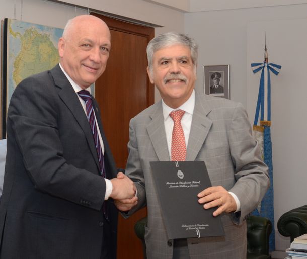 Todas las provincias congelarán sus tarifas eléctricas durante un año