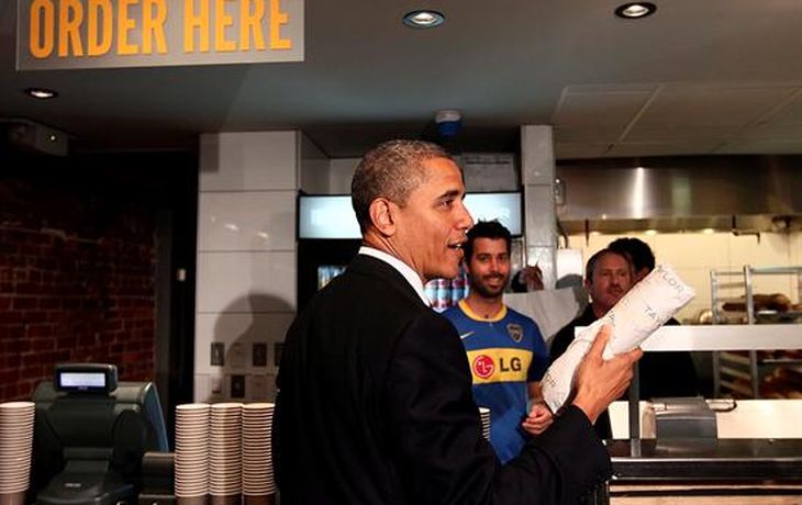 Obama con hincha de Boca 2