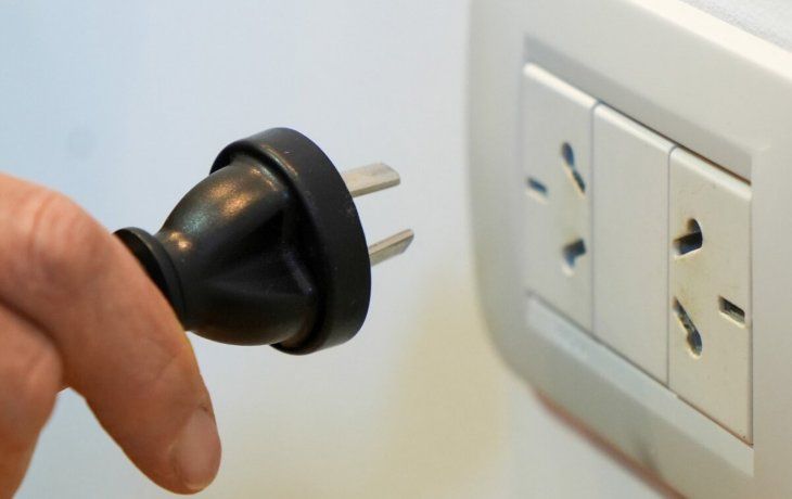 Cortes de luz: cómo proteger los electrodomésticos del hogar