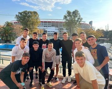 La visita de un campeón del Mundo: River recibió a Julián Álvarez