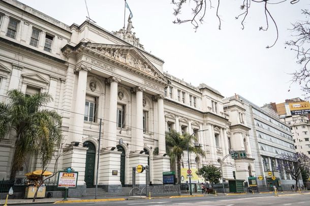 La UBA es la única universidad latinoamericana en el top 100 mundial, según el ranking QS 2025