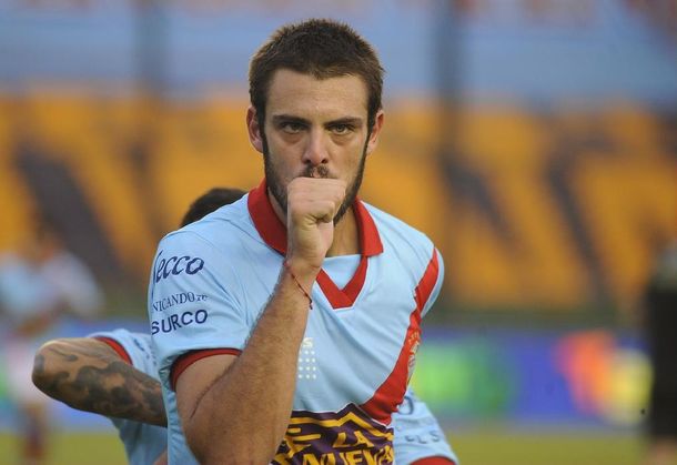 El Arsenal de Caruso le ganó a Crucero y logró su primer triunfo en el torneo