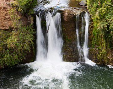 Una de las cascadas del Río Nant y Fall, ubicado al sudeste del valle 16 de Octubre, departamento Futaleufú, provincia del Chubut