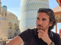 Facundo Rico fue encontrado sin vida sobre un charco de sangre en su departamento del barrio Las Tablas, en Madrid.