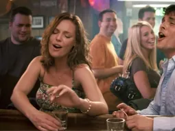 Es una de las comedias románticas mas entretenidas de la plataforma Es una de las comedias románticas mas entretenidas de la plataforma