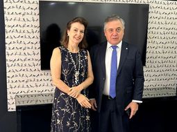 El canciller Paganini se reunirá con su par argentina para profundizar la relación entre ambos países. El canciller Paganini se reunirá con su par argentina para profundizar la relación entre ambos países.