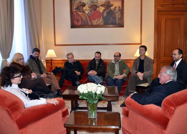 Con la presencia de reconocidas figuras del espectáculo, comenzó Ventana Andina