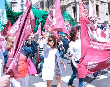 Los médicos realizan un paro por 48 horas