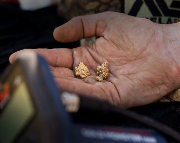 La Plata: enterró un frasco con oro