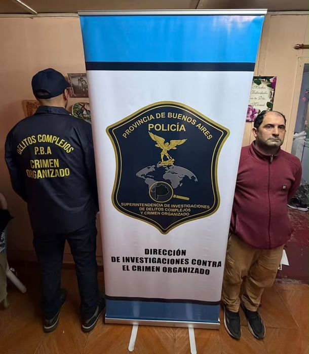 Uno de los detenidos durante los operativos. Uno de los detenidos durante los operativos.