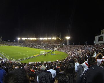 Vuelven las hinchadas de los dos equipos para el Torneo de Verano