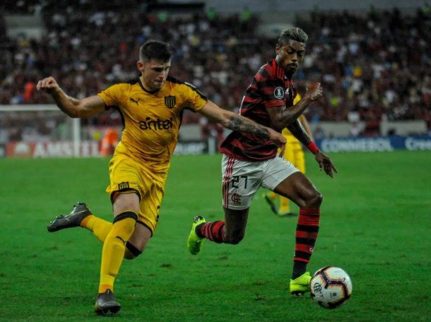 Pelota libre de riesgo en el celular: cómo ver en vivo Flamengo vs Peñarol