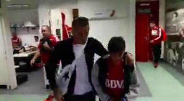 VIDEO: Era su peor día y DAlessandro hizo que sea el mejor