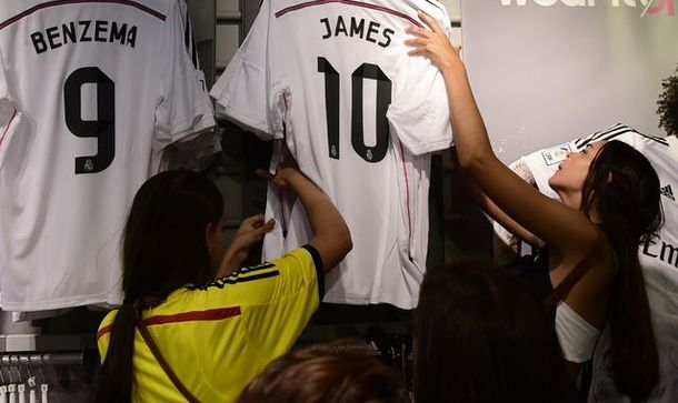 Locura Merengue: vendieron 900 camisetas de James Rodríguez en una hora