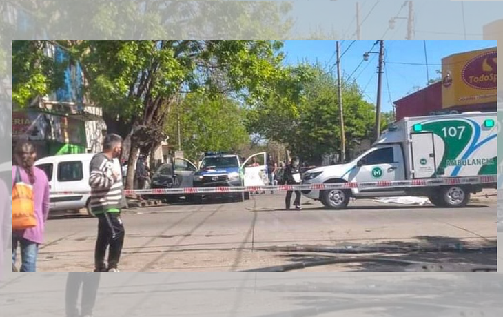 Un carnicero apuñaló a su pollero en Merlo tras una discusión por dinero