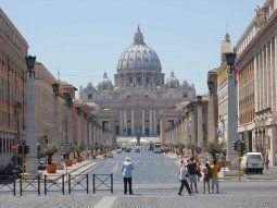 Piden siete años de cárcel para un cardenal por corrupción
