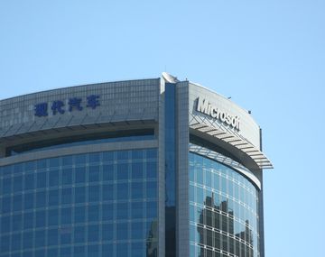 China investiga a Microsoft por presunta posición monopólica
