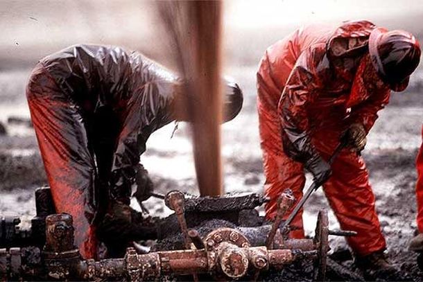 Petróleo y minería deben liquidar divisas en el país