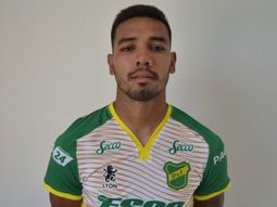 volver adonde todo comenzo: river cedio a david martinez a defensa y justicia volver adonde todo comenzo: river cedio a david martinez a defensa y justicia