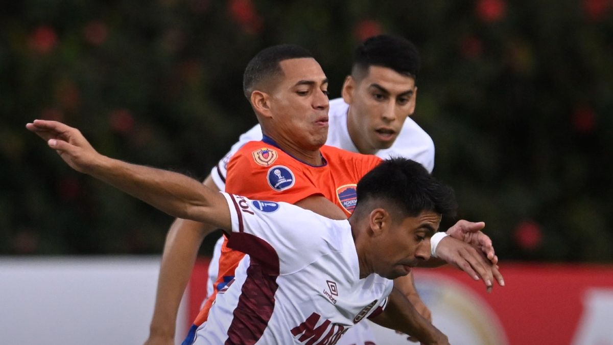 Lanus vs Puerto Cabello Lanus vs Puerto Cabello