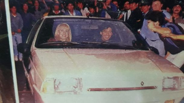 Una cupé Fuego que se subasta fue el único auto de Diego Maradona