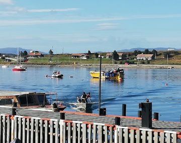 Explosi&oacute;n de una lancha en Tierra del Fuego - Gentileza: Ra&uacute;l R. V&aacute;zquez