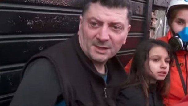 Rafa de Villa Domínico en la represión en el Congreso.