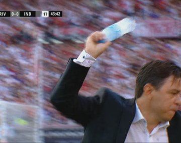 River perdió ante Colón en el Monumental y estallaron los memes