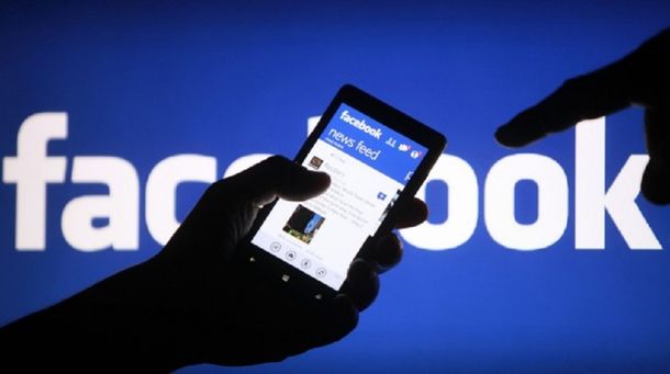Tribunal pide a Facebook dejar de recabar datos personales
