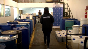 decomisaron un deposito narco en san martin: podian fabricar 4.000 kilos de cocaina decomisaron un deposito narco en san martin: podian fabricar 4.000 kilos de cocaina
