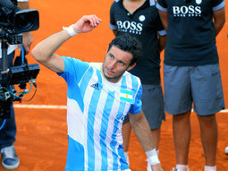 pico monaco vencio a mayer y argentina se impone por 2-0 pico monaco vencio a mayer y argentina se impone por 2-0