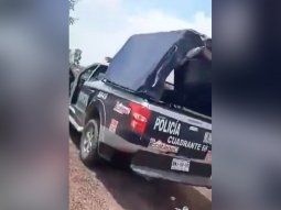 Escracharon a dos policías teniendo sexo en una patrulla