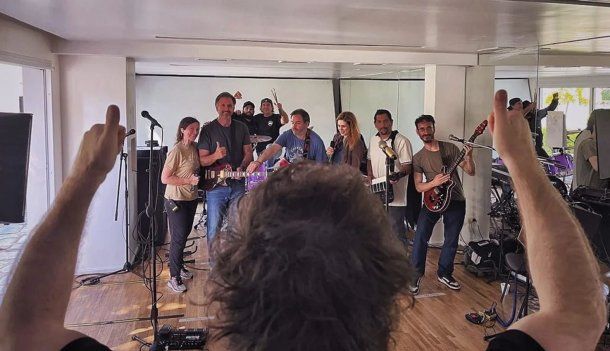 La Banda Presidencial: Javier Milei ensayó para la presentación de su nuevo libro
