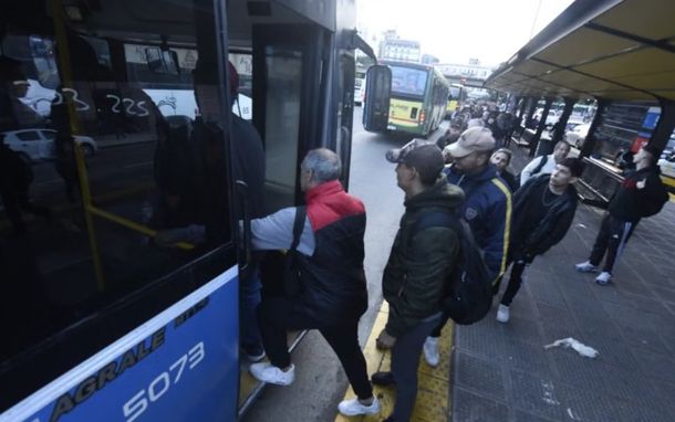 Menos colectivos en AMBA Menos colectivos en AMBA