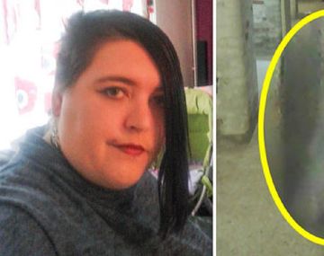 Una mujer le saca una foto a un supuesto fantasma