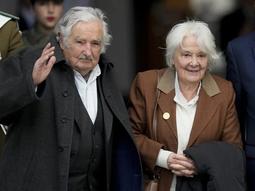 jose mujica hara radioterapia y no tiene metastasis, confirmo lucia topolansky jose mujica hara radioterapia y no tiene metastasis, confirmo lucia topolansky