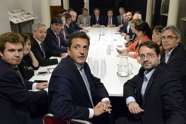 Debate de bloques para llegar a un acuerdo por la rebaja del impuesto a las Ganancias